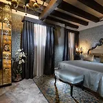 Hotel Palazzetto Madonna Venezia