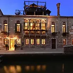 Palazzetto Madonna Venezia