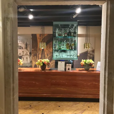Hotel Palazzetto Madonna Venice