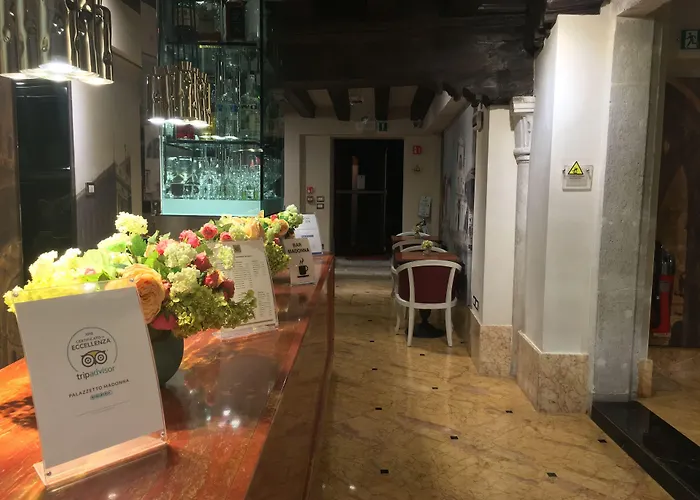 Palazzetto Madonna מלון 4*