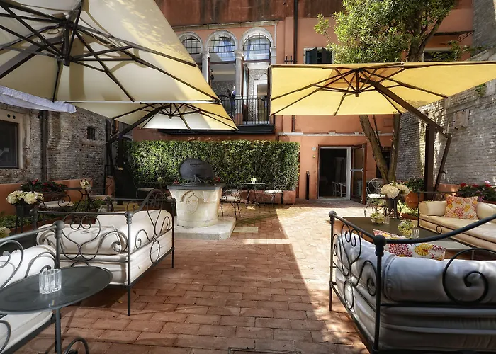 Palazzetto Madonna 4*