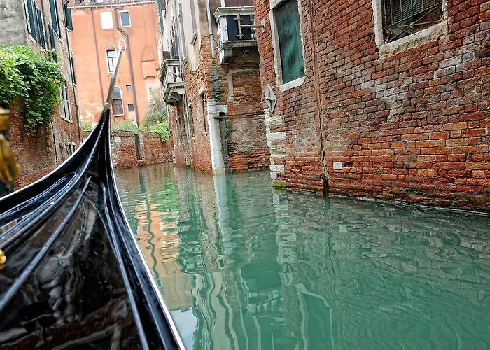 Palazzetto Madonna מלון 4*