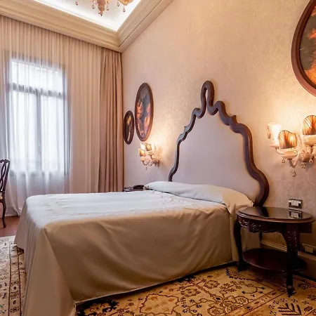 فندق Palazzetto Madonna